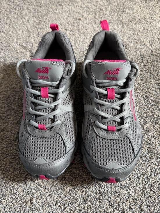 Avia Shoes - Avia Womens A5684W Sneakers Size 7 Grey/Hot Pink Athletic Shoe